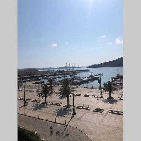 Appartamento Incantevole La Maddalena Vista Mare Codice Iun Q5459 Exteriér fotografie