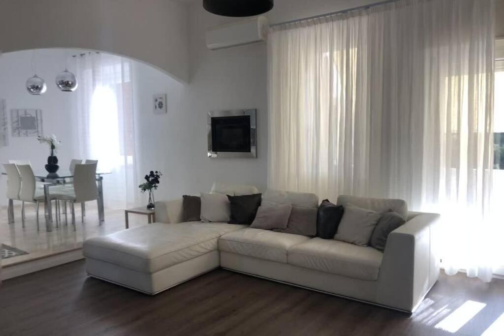 Appartamento Incantevole La Maddalena Vista Mare Codice Iun Q5459 Exteriér fotografie